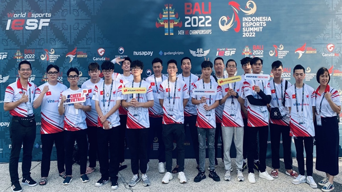 Việt Nam để lại nhiều dấu ấn đẹp đẽ tại IESF WEC 2022 GosuGamers Vietnam