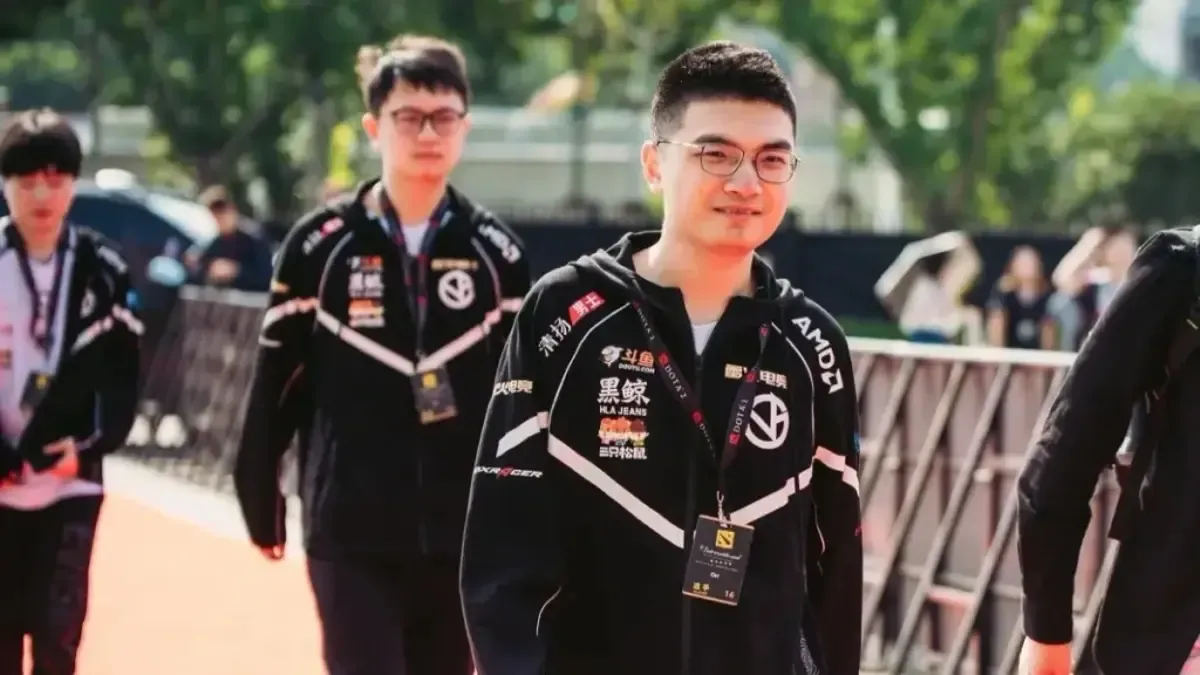 Hình ảnh của Ori cùng với Vici Gaming tại The International 2019.