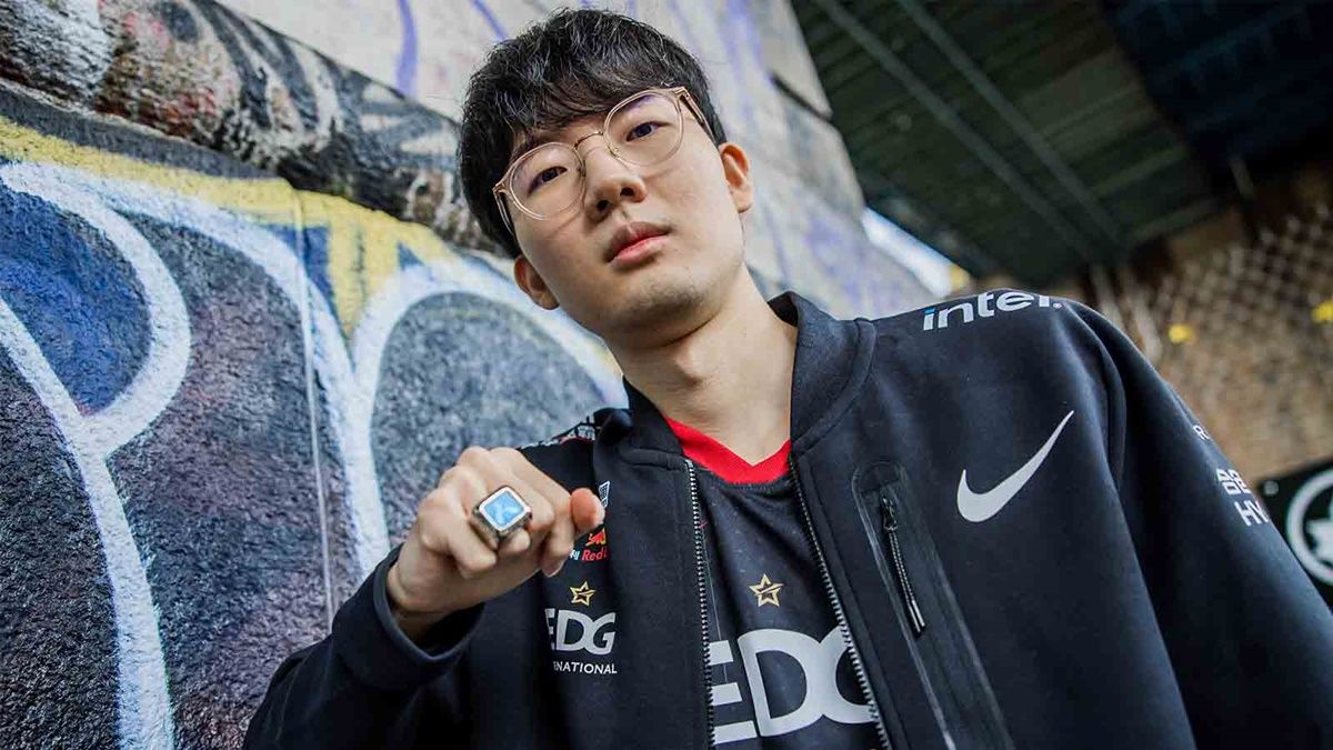 EDG đã buông xuôi Viper?