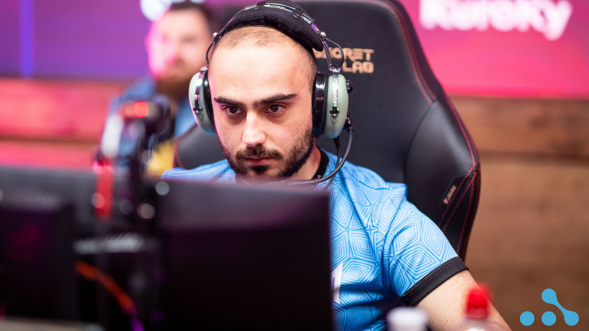 KuroKy team captain of Nigma Galaxy 