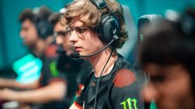 Tuyển thủ Fnatic dương tính với Covid-19, có khả năng vắng mặt tại CKTG 2022?