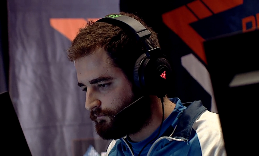 Fallen игрок кс го. фолен кс го. габриэль fallen толедо. Fallen x. Fallen киберспортсмен.