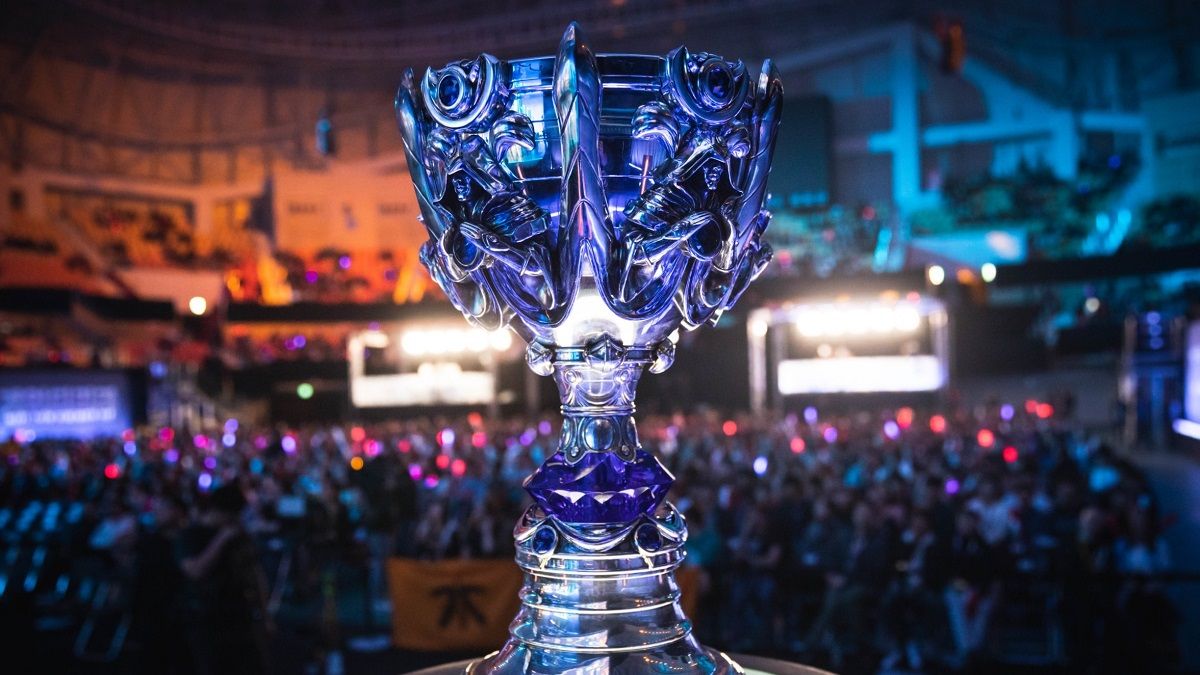 Cộng đồng LPL, LCk, VCS gục ngã trước thời gian thi đấu của CKTG 2022