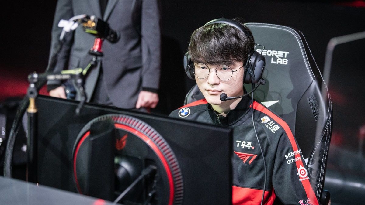 Faker đích thị là "ông trùm" của T1?