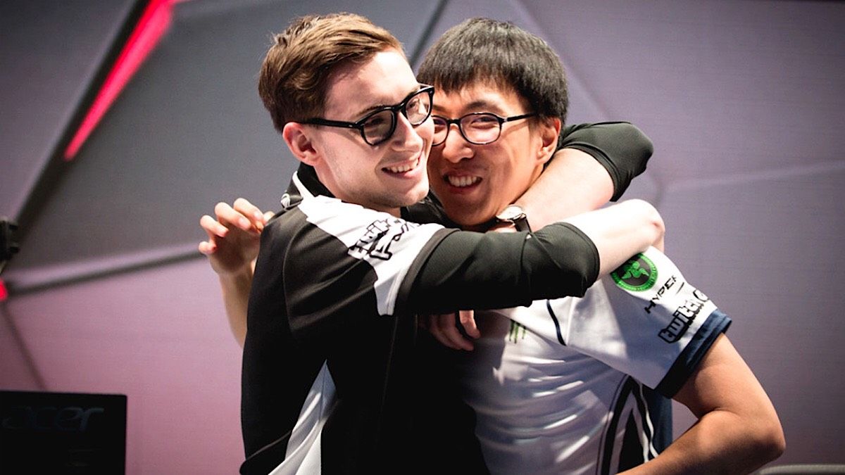 Doublelift khẳng định : "Bjergsen là HLV tốt nhất từ trước tới nay của TSM"