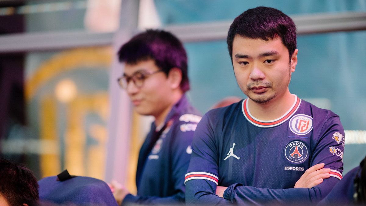 PSG.LGD Dota 2 coach xiao8