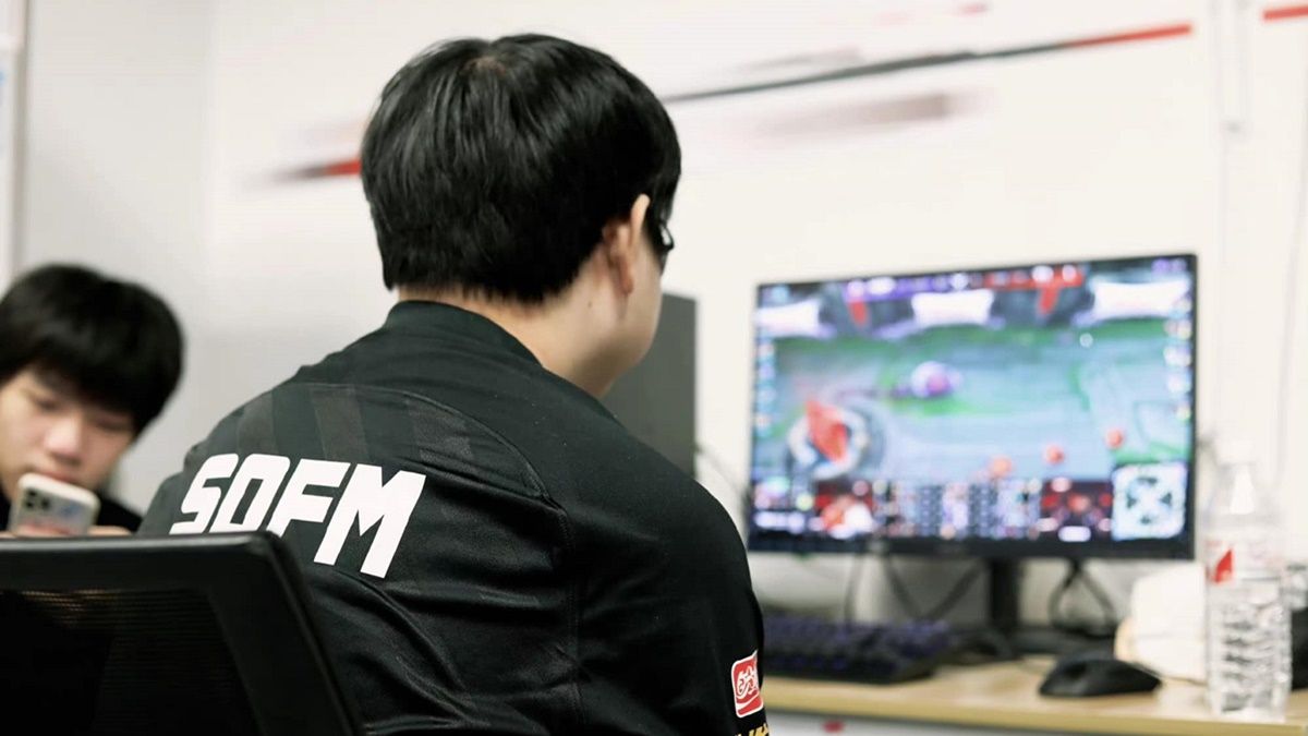 SofM hủy diệt tựa game khác khiến fan Trung trầm trồ 
