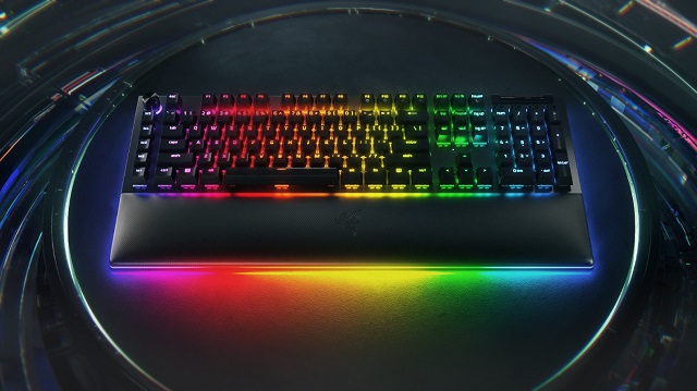 Trải nghiệm điều khiển tối ưu và chìm đắm hoàn toàn với Razer Blackwindow V4 PRO