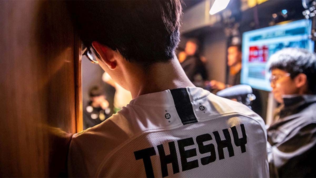 Drama WBG: 'Mẫu hậu' của TheShy chính thức lên tiếng về tin đồn 'phân biệt đối xử' tại gaming house