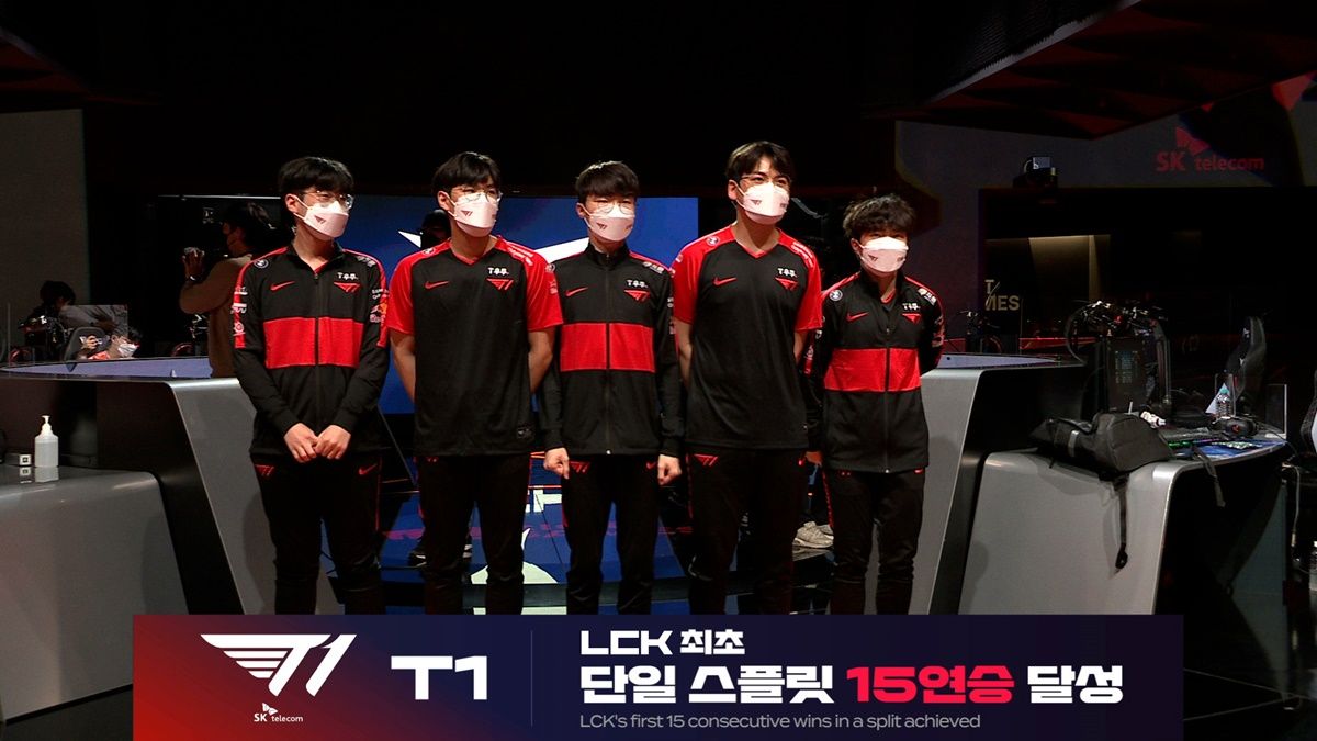 Giữa T1 và RNG, đội tuyển mạnh hơn tại MSI 2022?