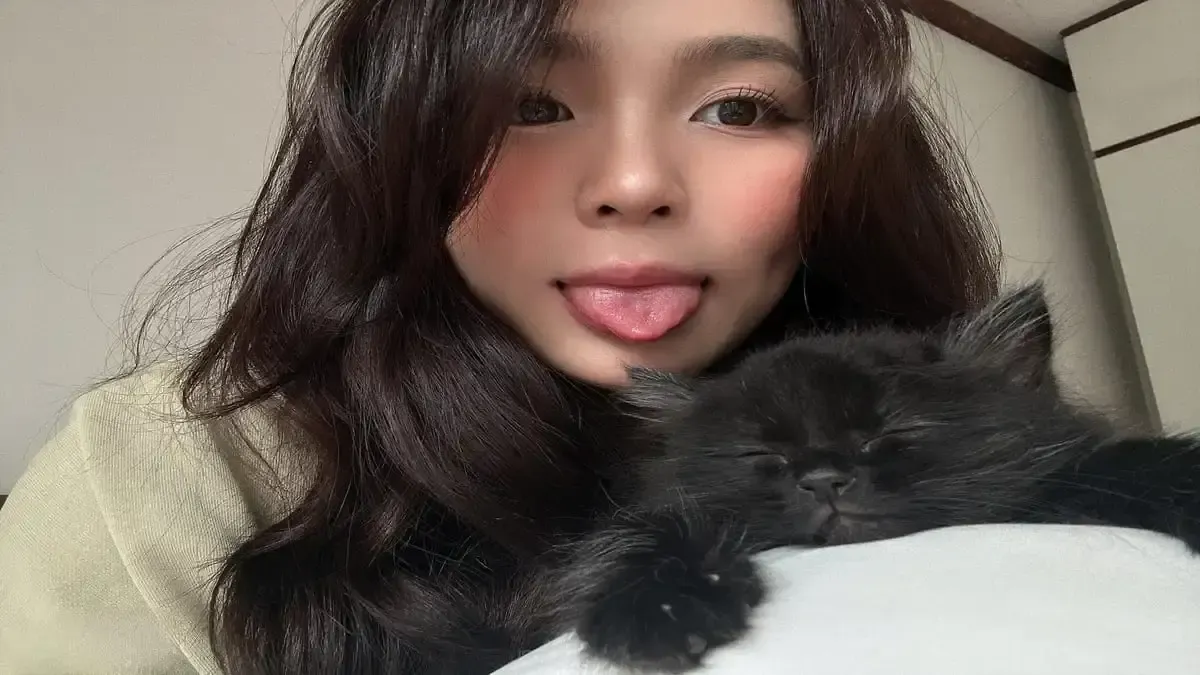 Miên Trinh – gái xinh show hẹn hò của Độ Mixi gây bão nhưng vẫn “lẻ bóng” giữa chat FA