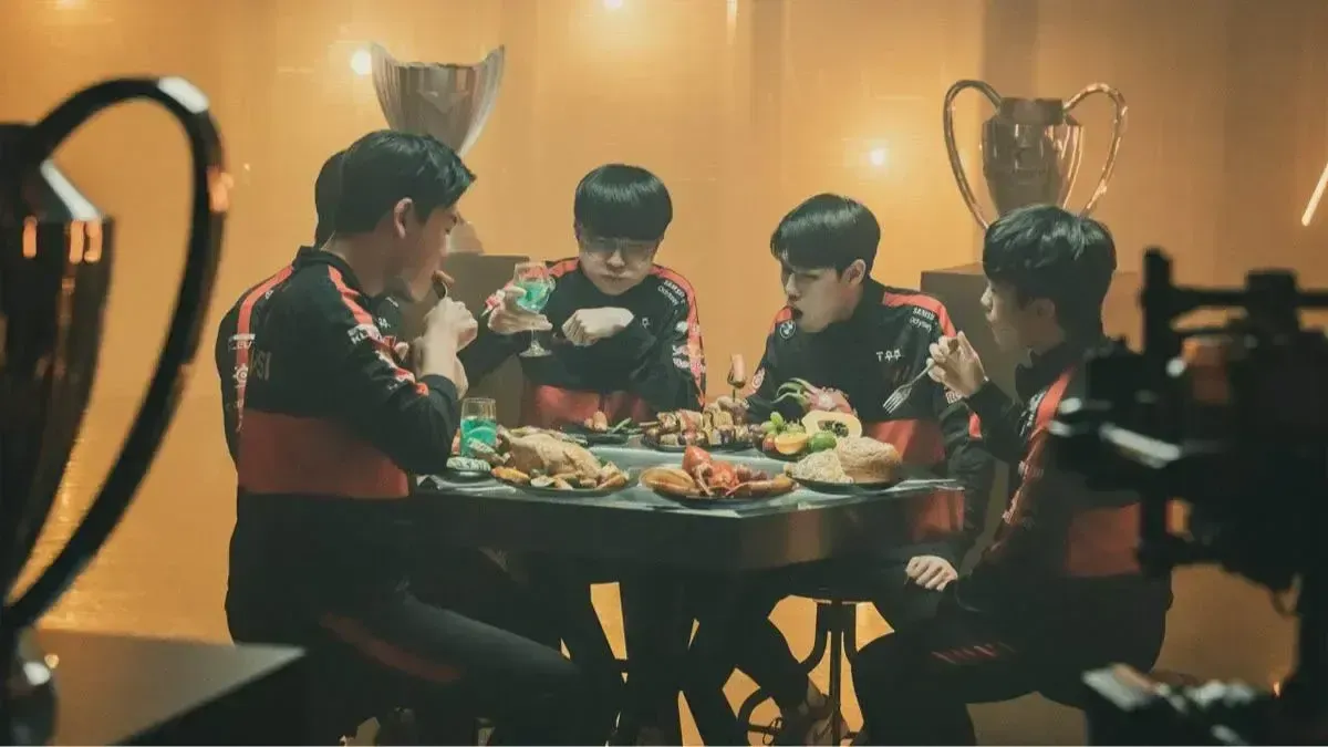 Được coi là "hội viên VIP" của Haidilao, Faker và T1 ăn gì ở đây?