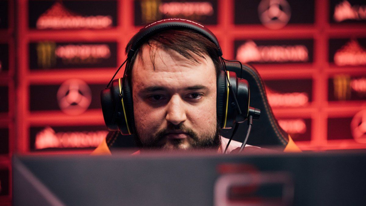 Dota 2 player 9pasha