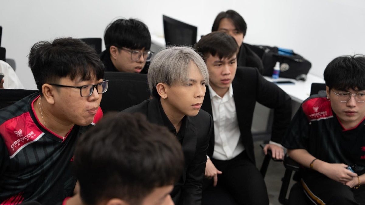 VCS: SBTC Esports bất ngờ nói lời chia tay với HLV Ren