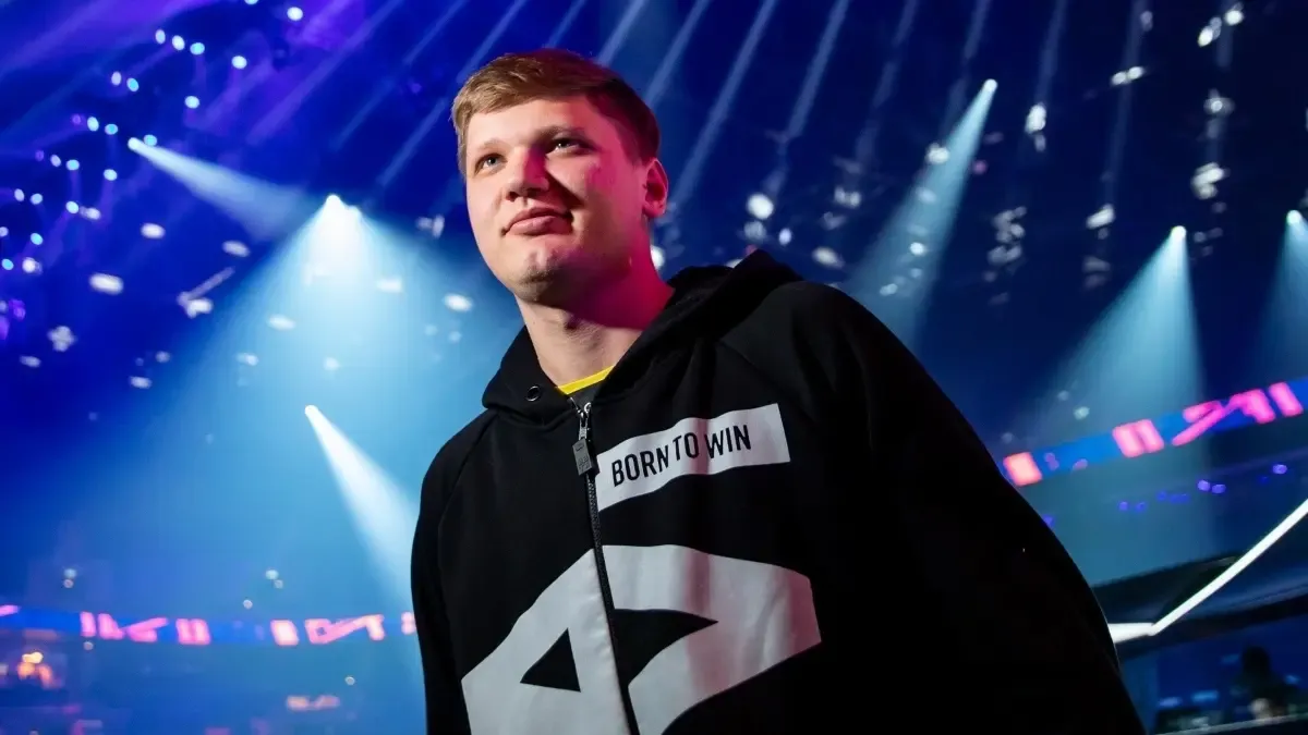 An image of s1mple with NAVI during the BLAST Pro Series Copenhagen 2019.