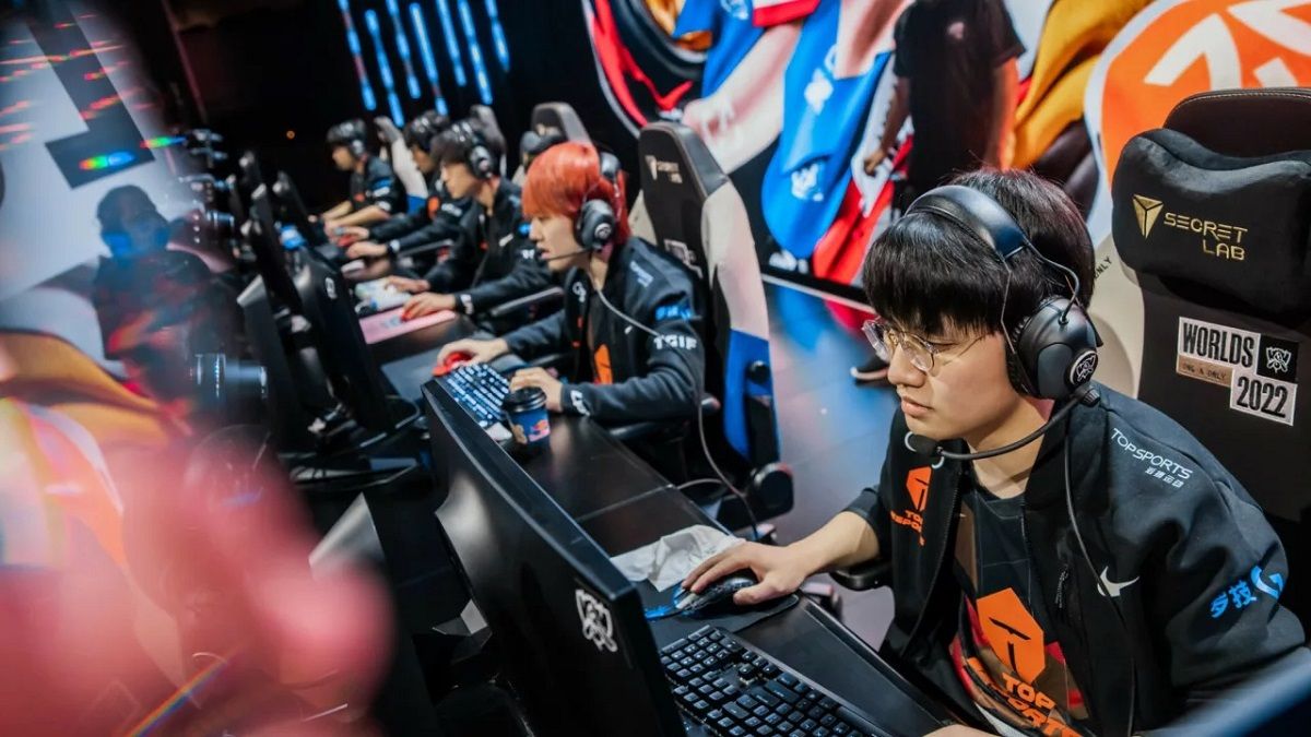 Đại diện LPL chơi tệ nhất tại các mùa giải CKTG 2022 là đội nào?