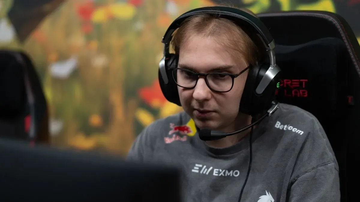 MOUZ board Panto ahead of the Dota 2 Esports World Cup