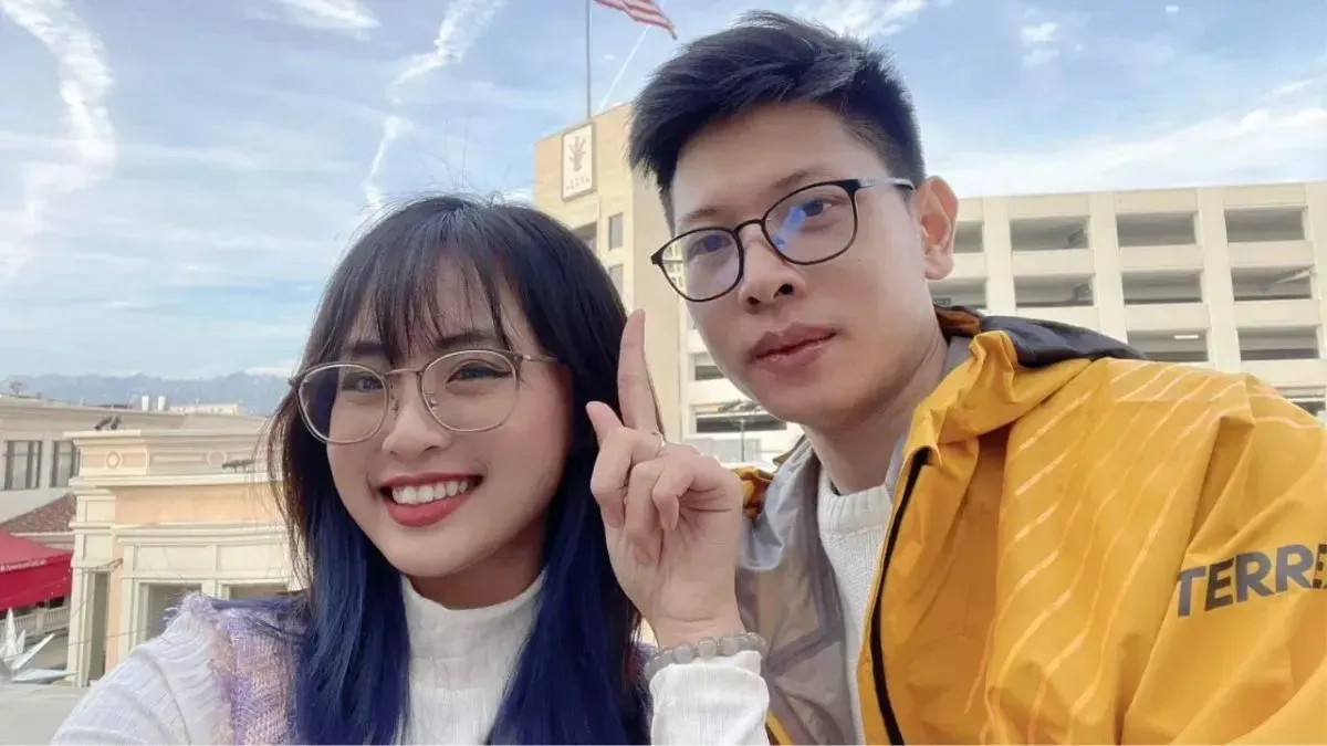 Cặp đôi hot nhất làng Esports công bố tin vui
