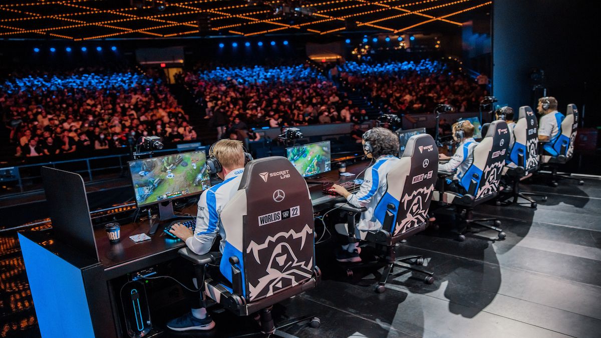 cloud9 fnatic worlds 2022