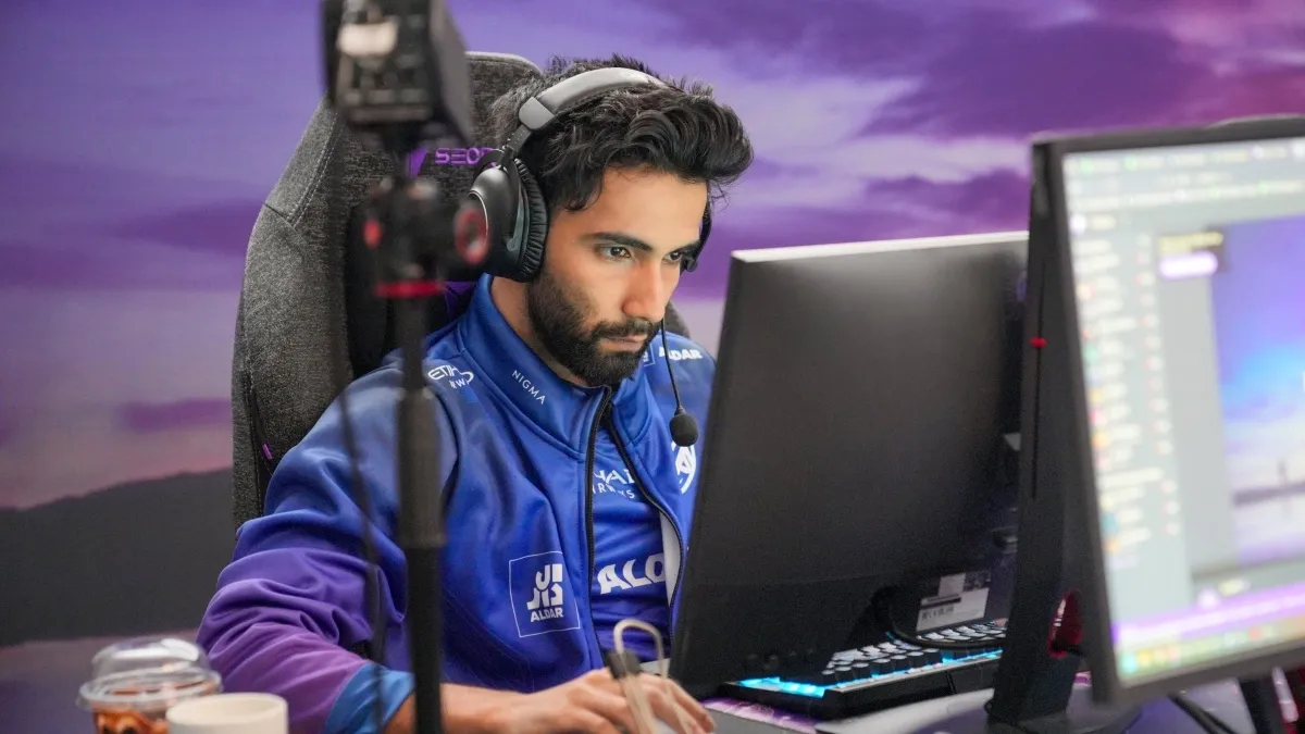 An image of SumaiL playing with Nigma Galaxy during The International 2025.