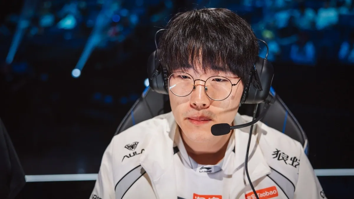 Anyone's Legend at Worlds 2026.