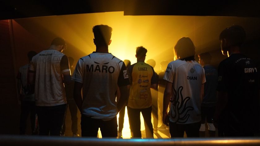 M4 World Championships players looking away
