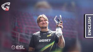 CS: GO player s1mple awarded the best player of the decade :img