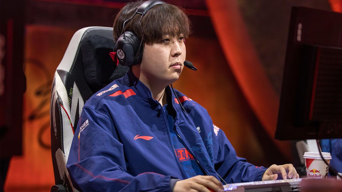 Dopa tiết lộ cách Kanavi chuẩn bị cho con bài Nautilus đi rừng tại MSI 2023