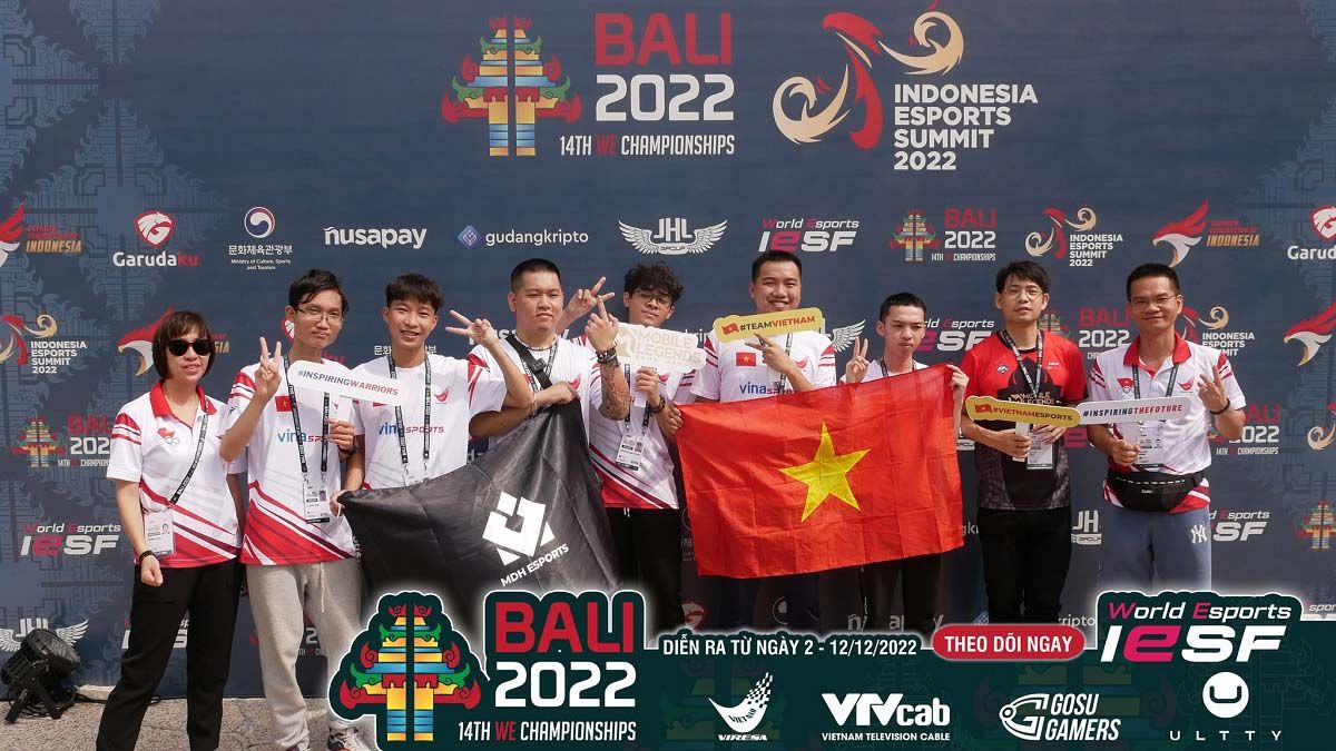 Phỏng vấn đội tuyển Mobile Legends Bang Bang Việt Nam tại IESF WEC 2022