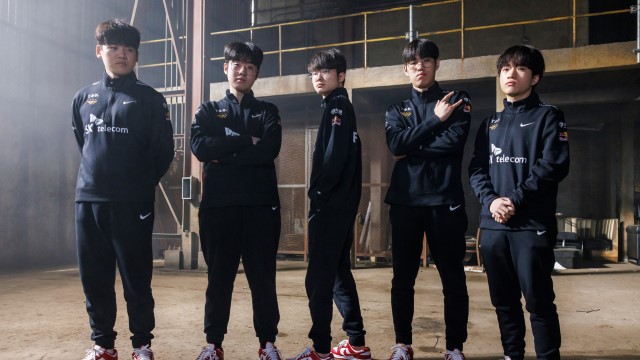 mất Faker, T1 đánh mất chính mình