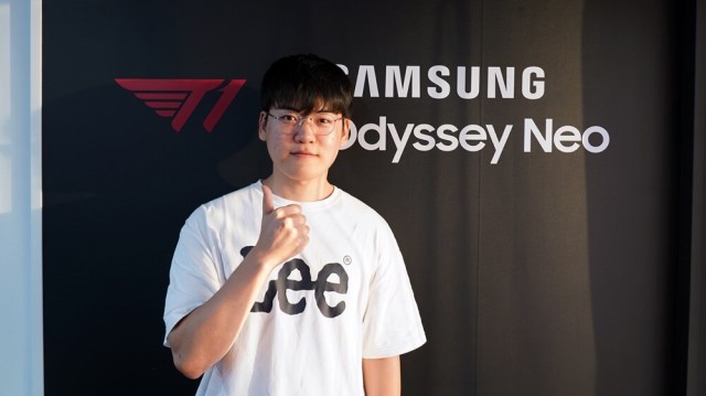 Gumayusi tại buổi phỏng vấn kỷ niệm 3 năm debut