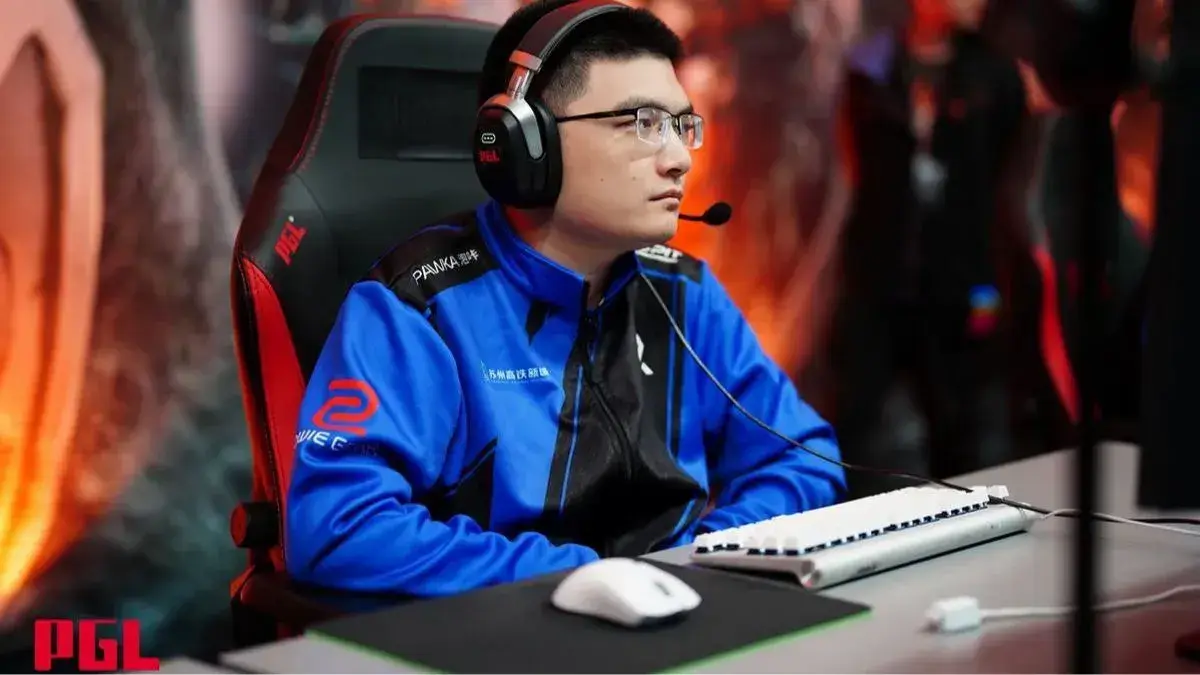 Azure Ray mid laner suffers elbow fracture, Ori returns | GosuGamers