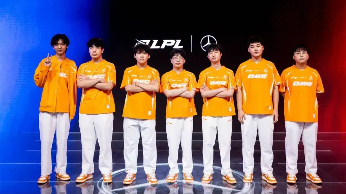 Lái Sứ Giả “mù mắt”, tuyển thủ LPL bị fan chê bai và mỉa mai là “đố bạn”